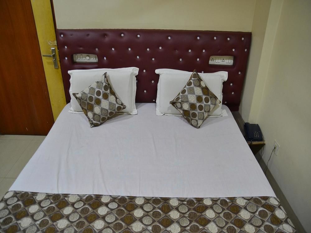Oyo 3019 Hotel Lingaraj Бхубанешвар Екстериор снимка