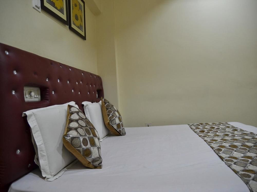 Oyo 3019 Hotel Lingaraj Бхубанешвар Екстериор снимка
