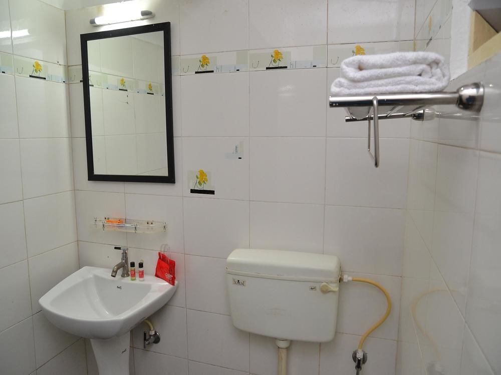 Oyo 3019 Hotel Lingaraj Бхубанешвар Екстериор снимка