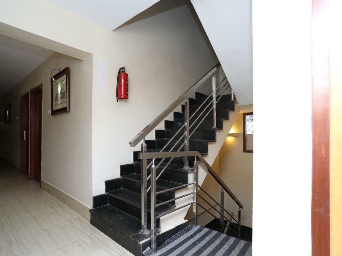 Oyo 3019 Hotel Lingaraj Бхубанешвар Екстериор снимка