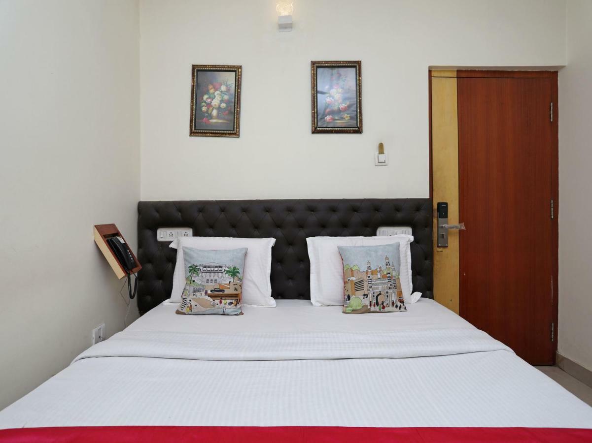 Oyo 3019 Hotel Lingaraj Бхубанешвар Екстериор снимка